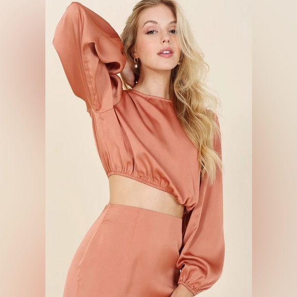 Satin Mermaid Set: Brand New! - Picture 4 of 8